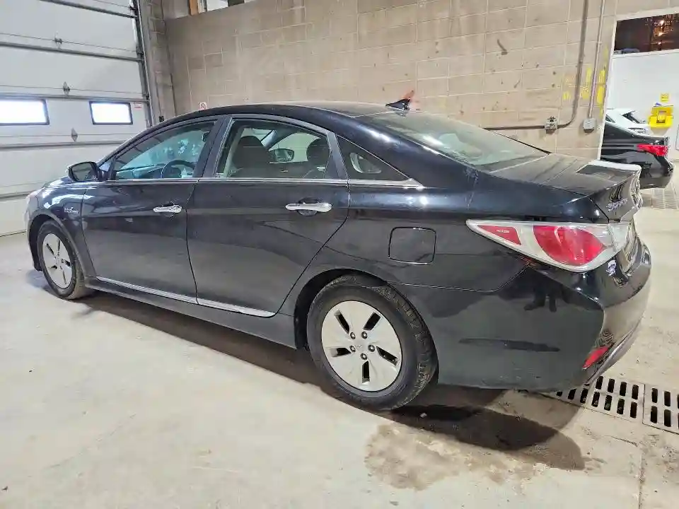 KMHEC4A46FA137013 2015 HYUNDAI SONATA-1