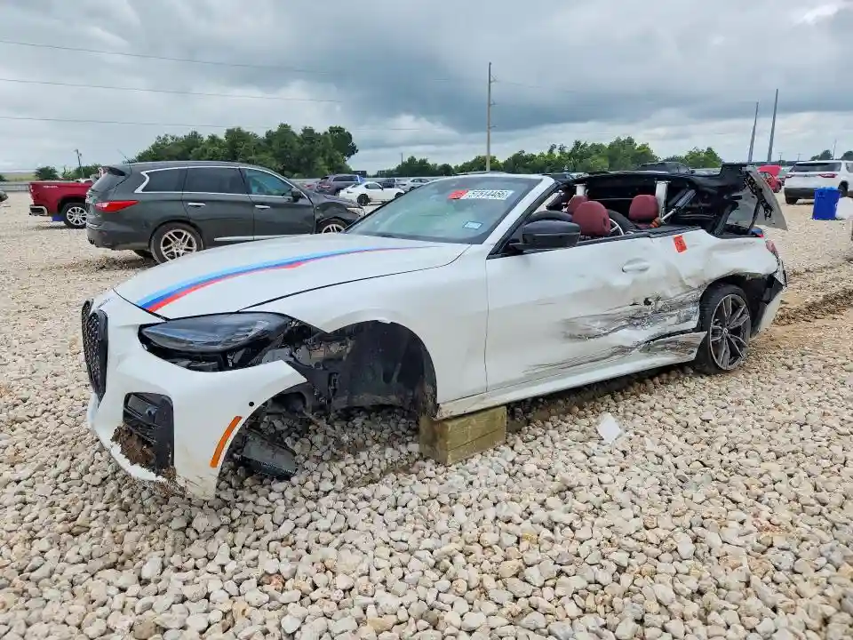 WBA53AT03PCM84587 2023 BMW M4-0