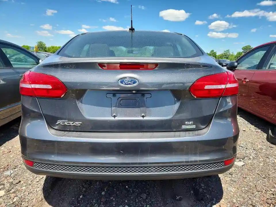 1FADP3FE3JL226055 2018 FORD FOCUS-5
