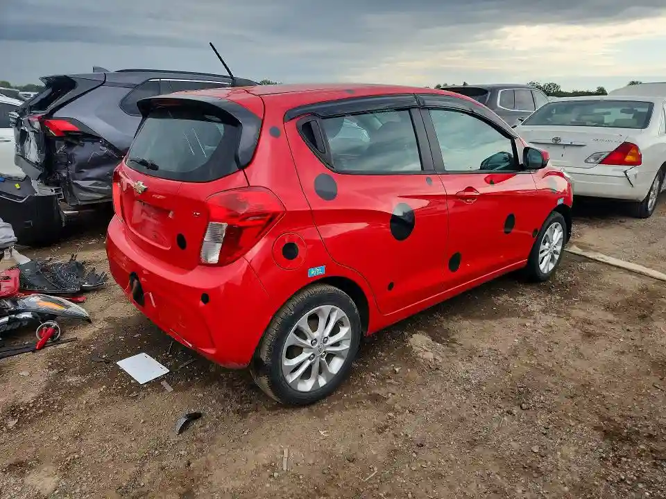 KL8CD6SA1MC743886 2021 CHEVROLET SPARK-2