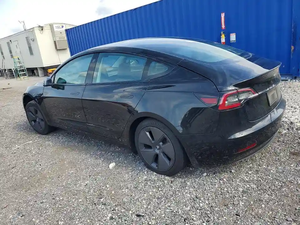 5YJ3E1EA3PF456298 2023 TESLA MODEL 3-1