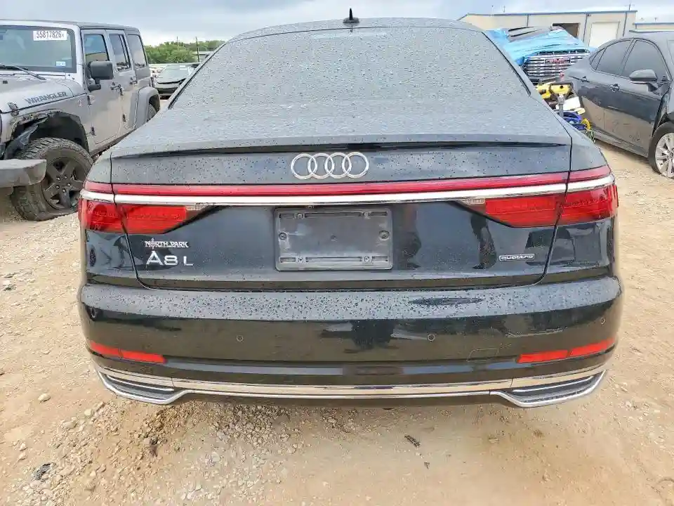 WAU8DAF88KN019800 2019 AUDI A8-5