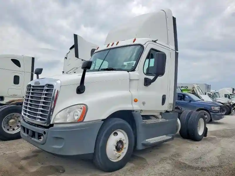 1FUBGEDV1GLHC5761 2016 FREIGHTLINER ALL OTHER-1