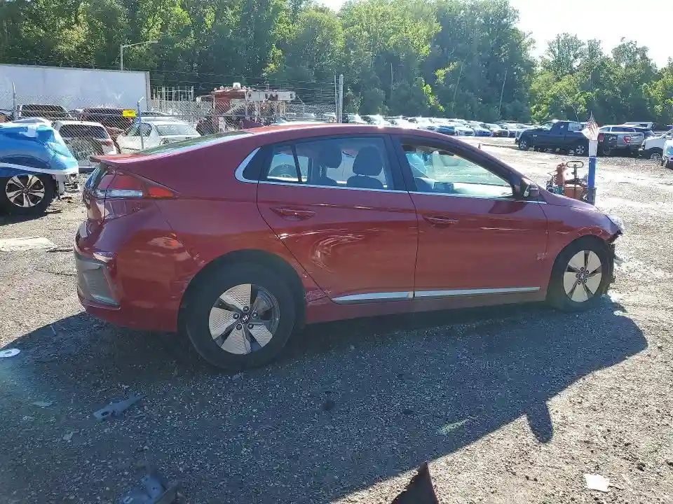 KMHC75LC8NU275199 2022 HYUNDAI IONIQ-2