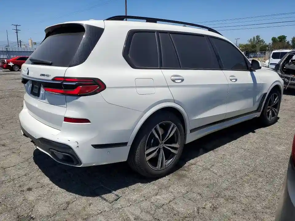 5UX23EM05P9P84249 2023 BMW X7-2