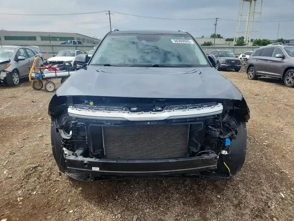KNDEUCAAXP7459444 2023 KIA SELTOS-4
