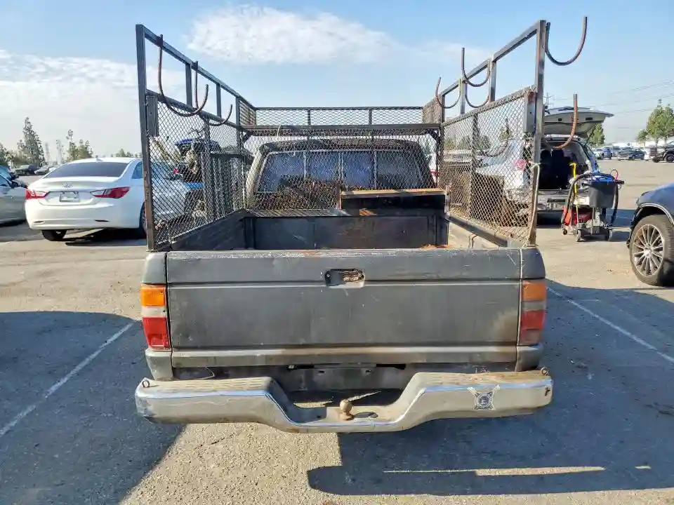 JT4RN50A2J5163901 1988 TOYOTA ALL OTHER-5