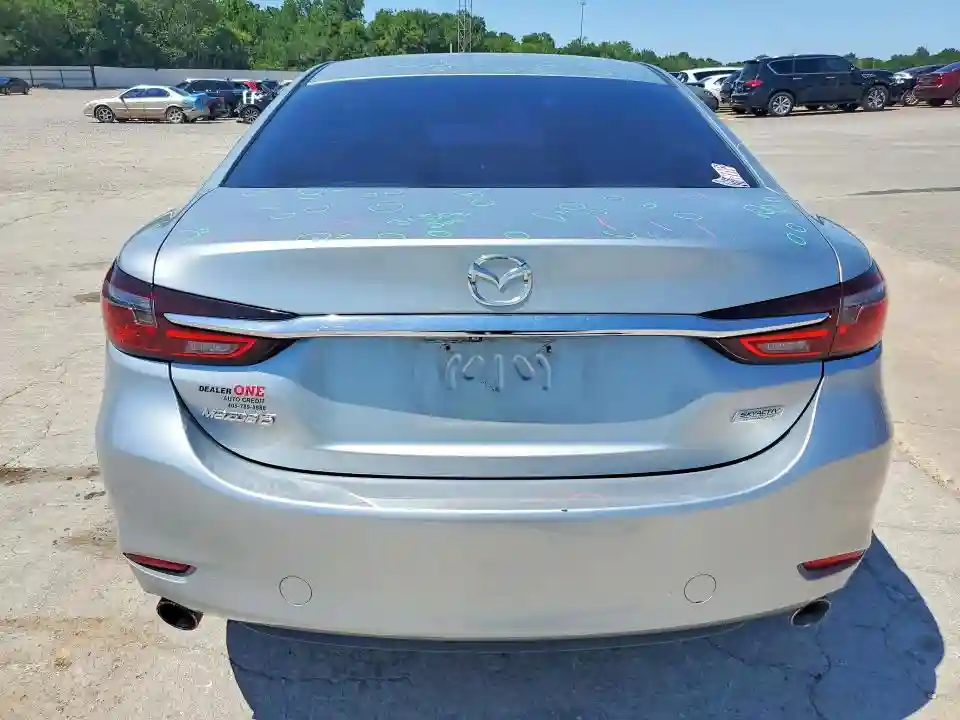 JM1GL1VM3J1314308 2018 MAZDA 6-5