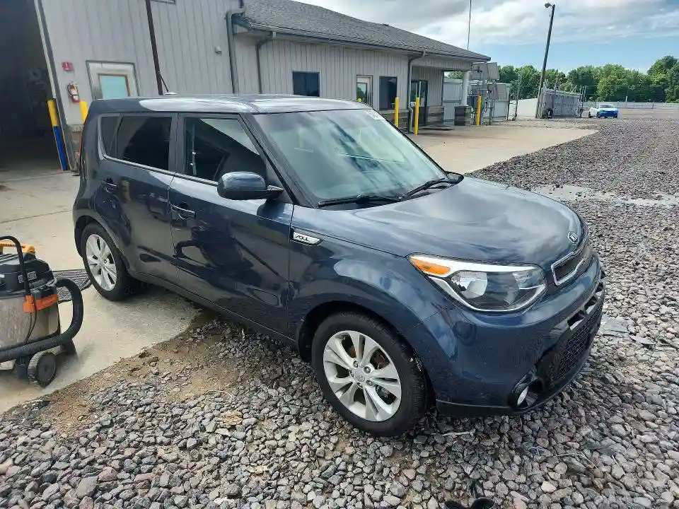 KNDJP3A59G7332113 2016 KIA SOUL-3