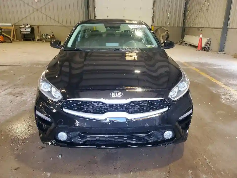 3KPF24AD9KE087906 2019 KIA FORTE LXS-4