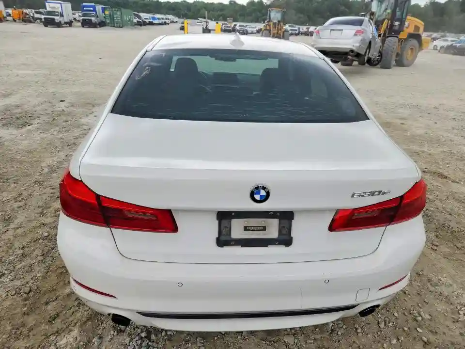 WBAJA9C5XJB032745 2018 BMW 5 SERIES-5
