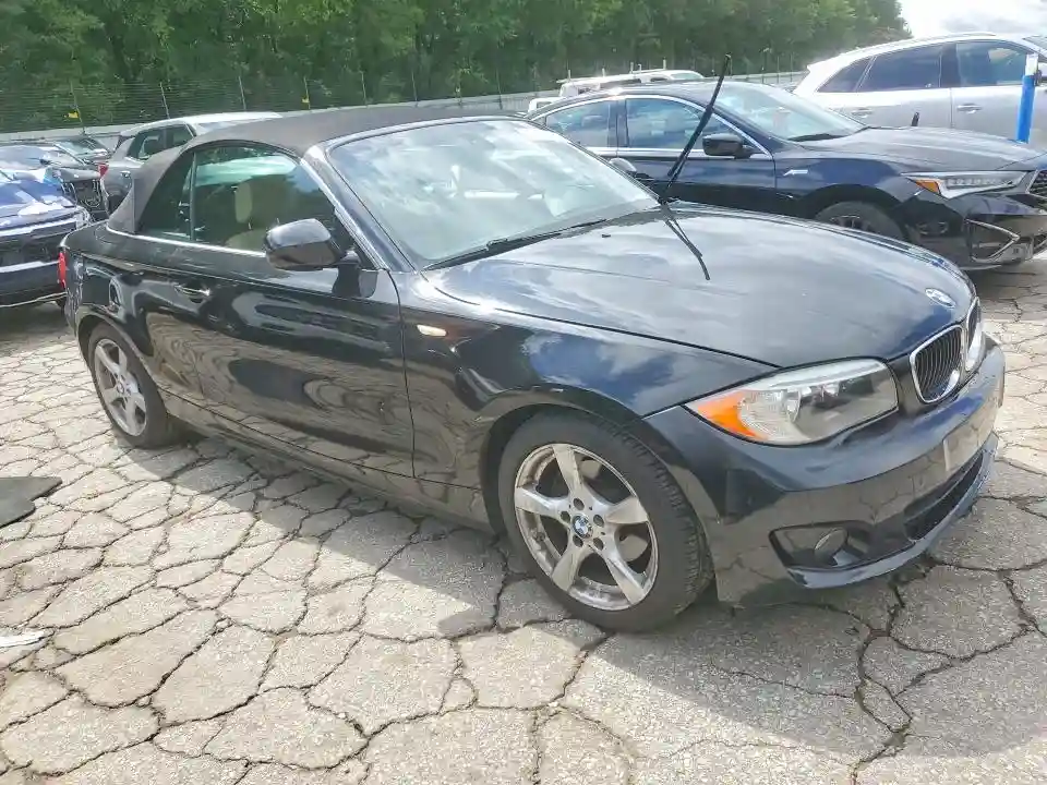 WBAUN1C5XDVR01849 2013 BMW 1 SERIES-3