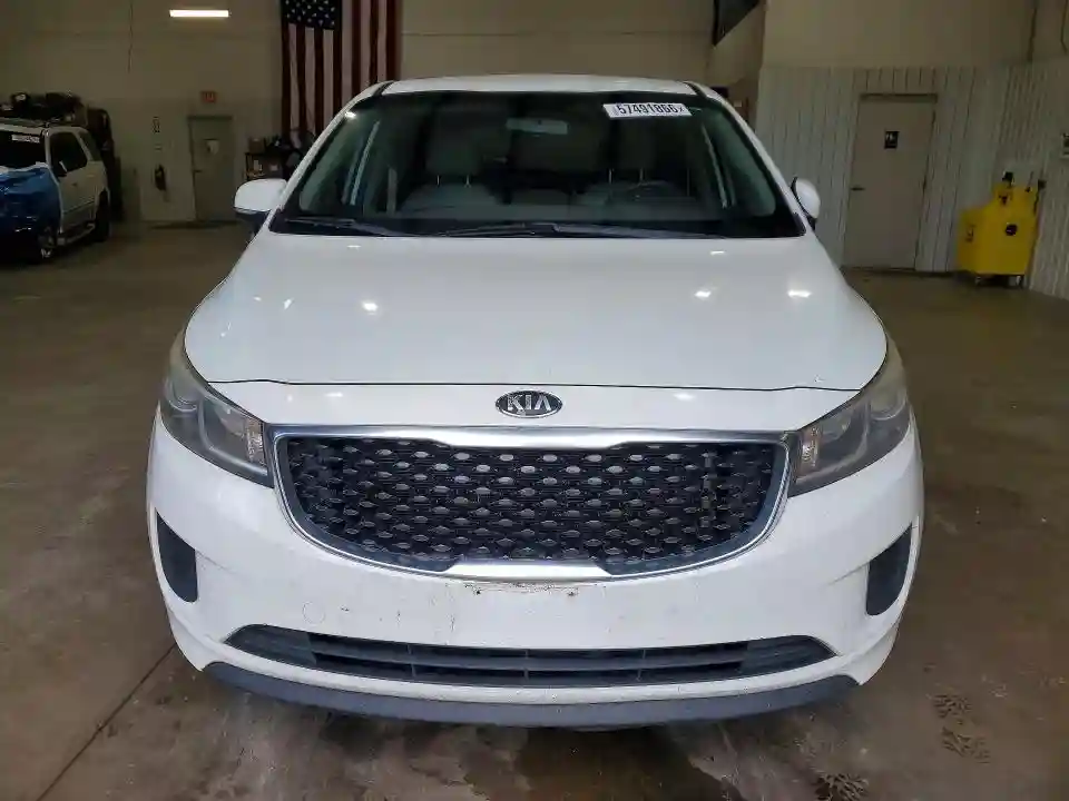 KNDMB5C18G6111352 2016 KIA SEDONA-4