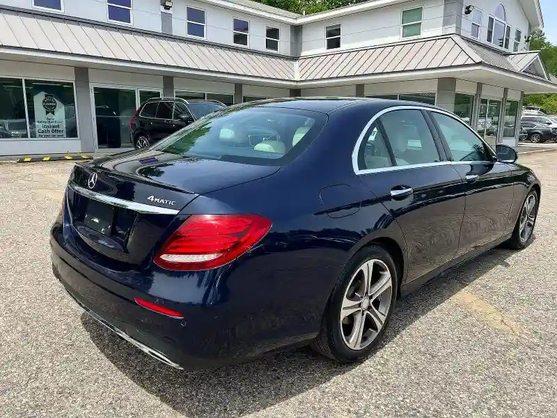 WDDZF4KB8HA132821 2017 MERCEDES-BENZ E-CLASS-3