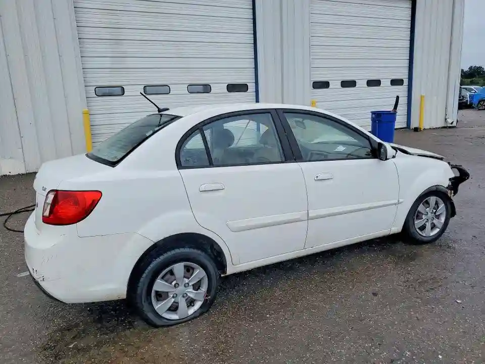 KNADH4A31B6873022 2011 KIA RIO-2