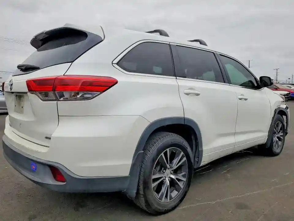 5TDBZRFH4JS844508 2018 TOYOTA HIGHLANDER-2