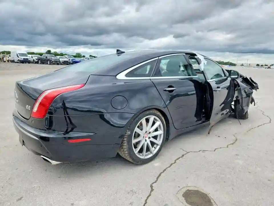 SAJWJ1CD8E8V62704 2014 JAGUAR XJ-2