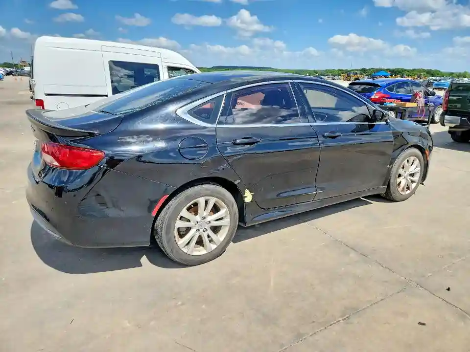 1C3CCCAB0GN157616 2016 CHRYSLER 200-2
