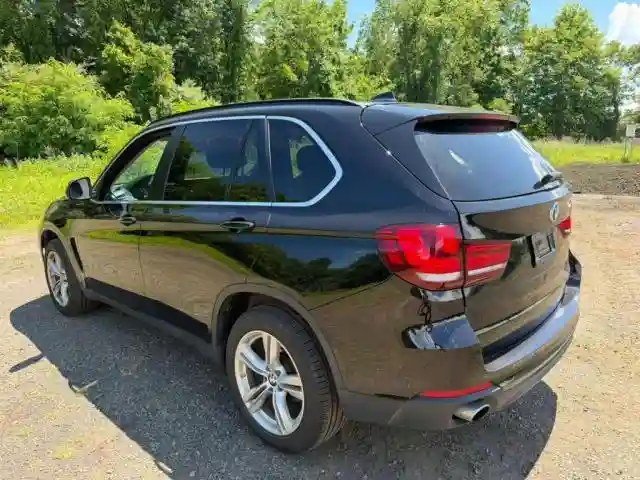 5UXKR0C56F0P00070 2015 BMW X5-1