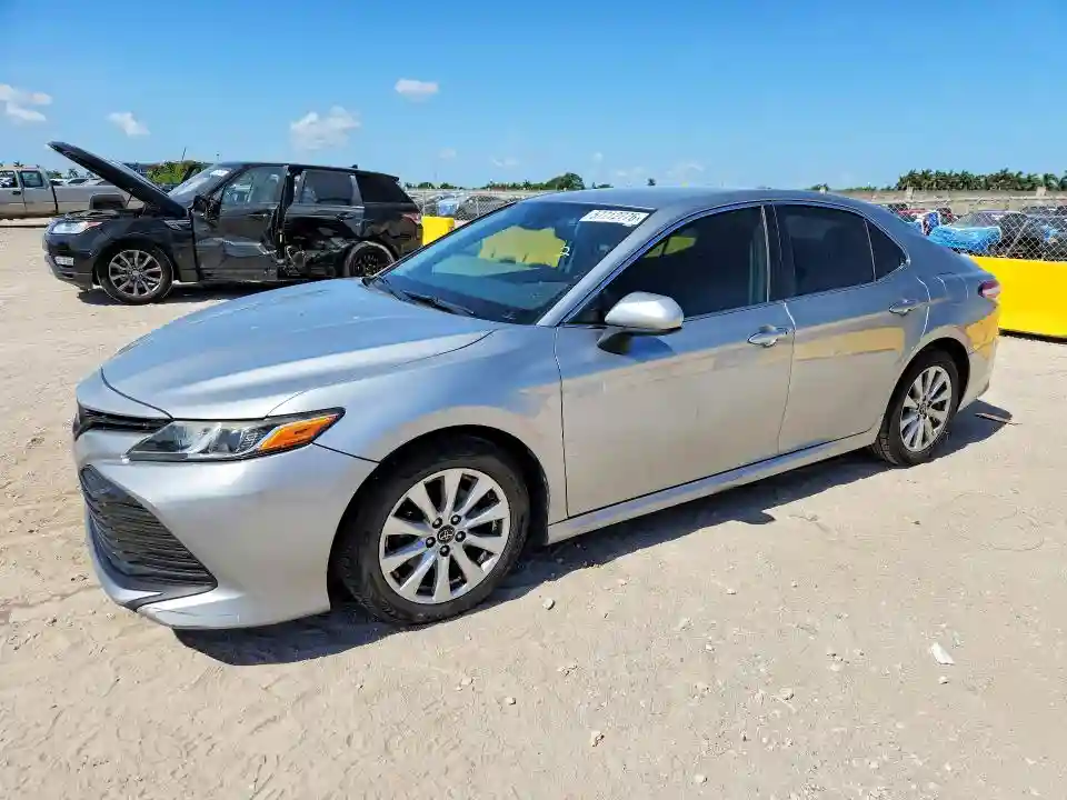4T1B11HK0KU284979 2019 TOYOTA CAMRY-0
