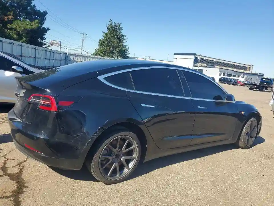 5YJ3E1EA2KF297623 2019 TESLA MODEL 3-2