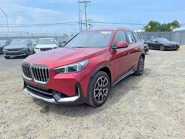 WBX73EF05T5425329 2026 BMW X1-0