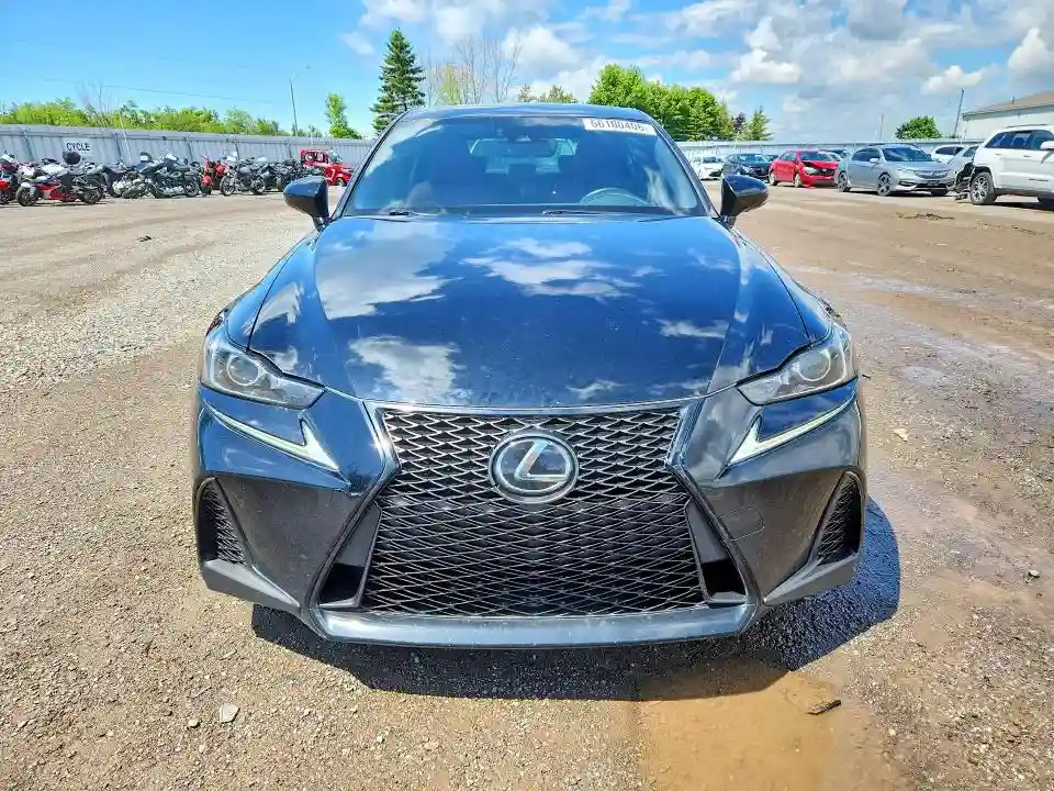 JTHC81D29K5039780 2019 LEXUS IS-4