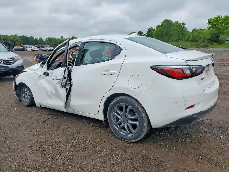 3MYDLBYV5KY500850 2019 TOYOTA YARIS-1