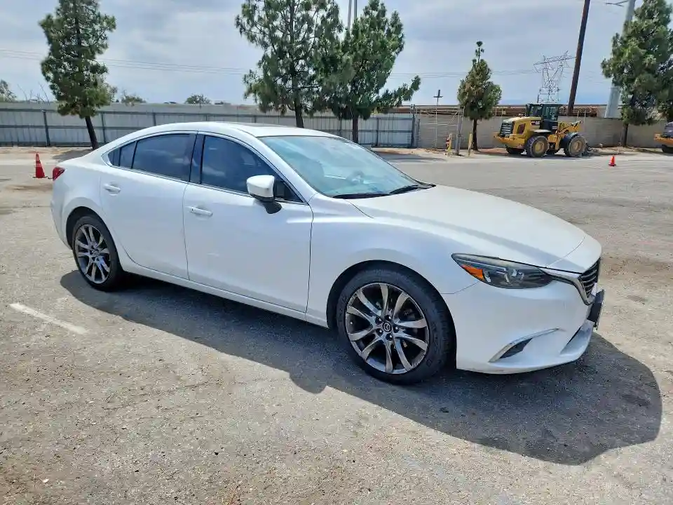JM1GL1W52H1142306 2017 MAZDA 6-3
