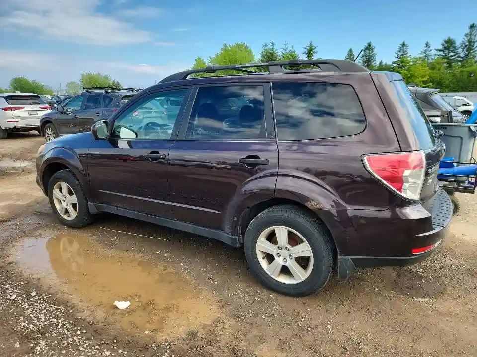 JF2SHCBC7DH405310 2013 SUBARU FORESTER-1