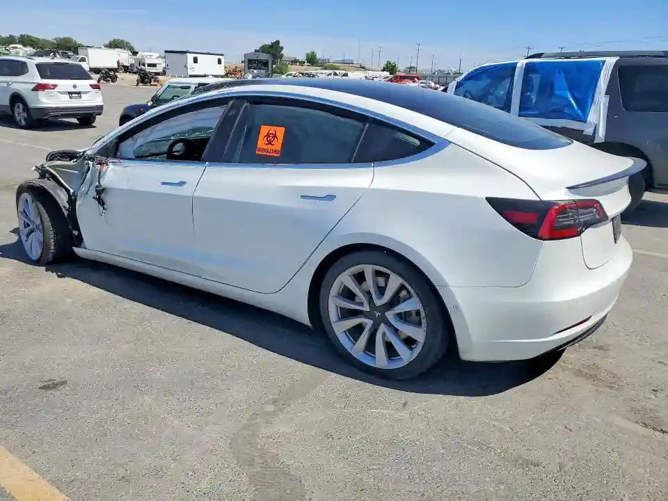 5YJ3E1EC6LF627637 2020 TESLA MODEL 3-1