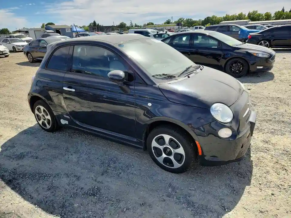 3C3CFFGE4GT193111 2016 FIAT 500-0