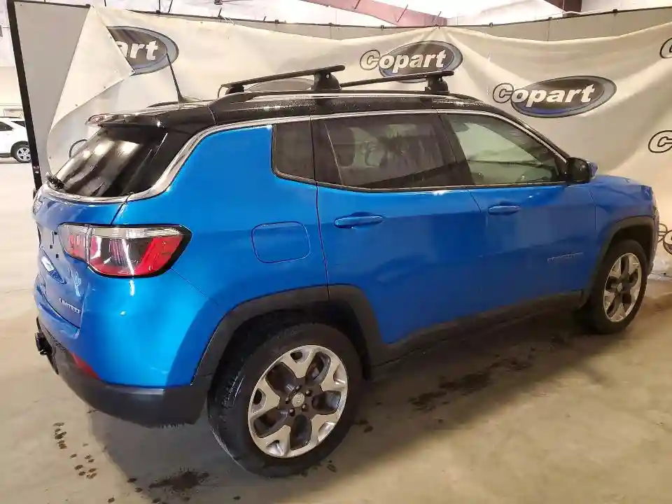 3C4NJDCBXHT671777 2017 JEEP COMPASS-2