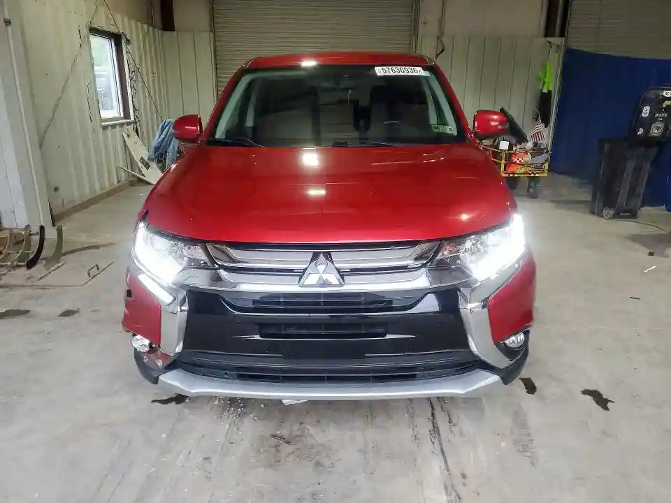 JA4AZ3A38JZ014028 2018 MITSUBISHI OUTLANDER-4