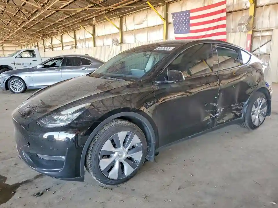 7SAYGDEEXNF369616 2022 TESLA MODEL Y-0