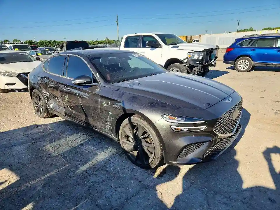 KMTG54TE1PU127732 2023 GENESIS G70-3