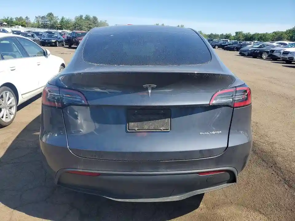 7SAYGDEE6RA216878 2024 TESLA MODEL Y-5