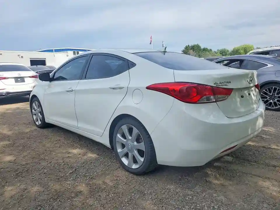 5NPDH4AE3DH318666 2013 HYUNDAI ELANTRA-1