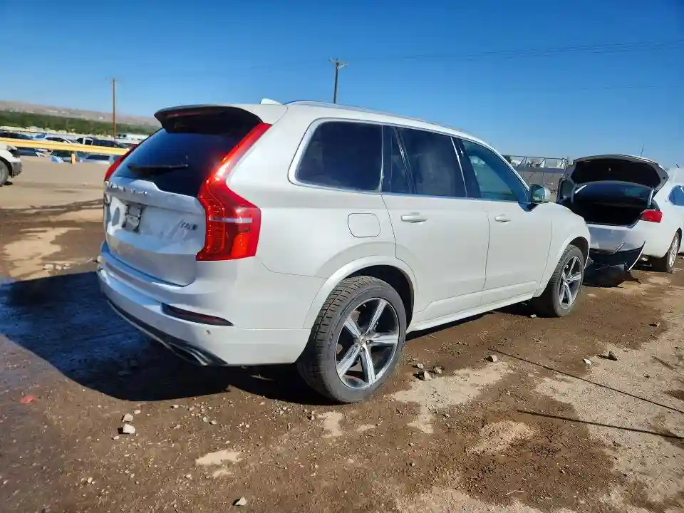 YV4A22PMXG1059190 2016 VOLVO XC90-2