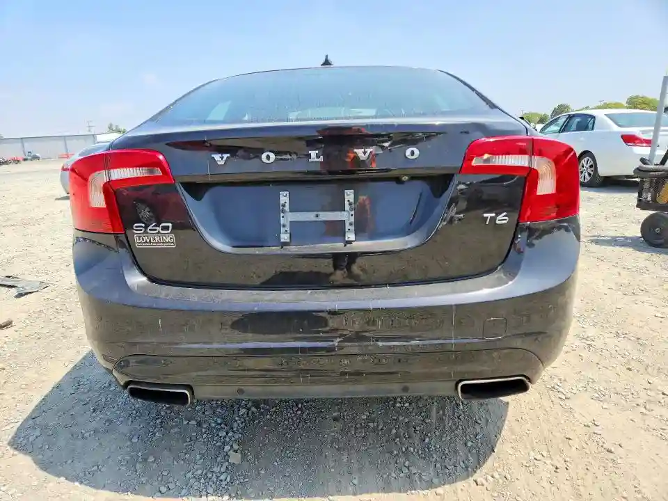 YV149MFM3F1339194 2015 VOLVO S60-5