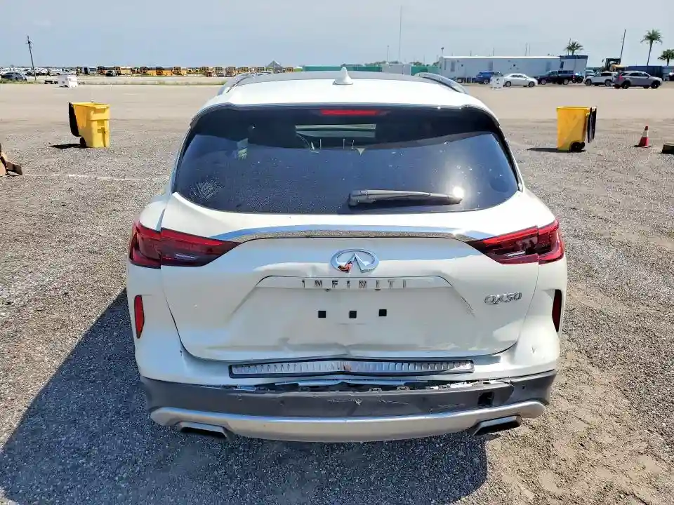 3PCAJ5M19LF101982 2020 INFINITI QX50-5