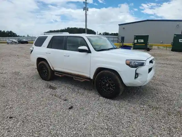 JTEZU5JR0F5102329 2015 TOYOTA 4RUNNER-3