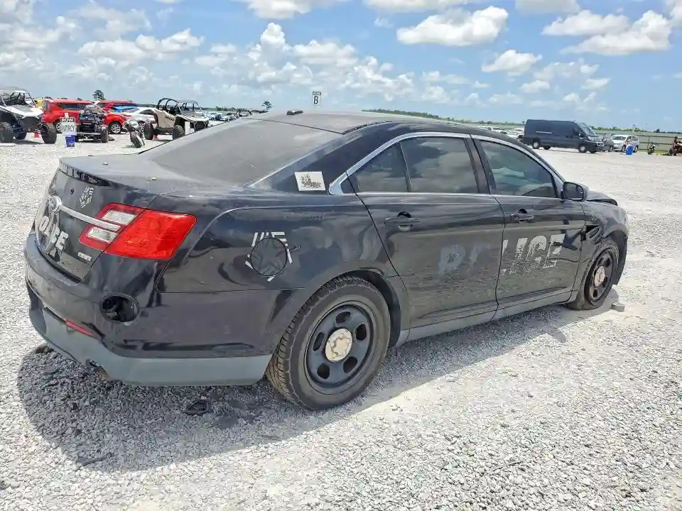 1FAHP2M80DG158027 2013 FORD TAURUS-2