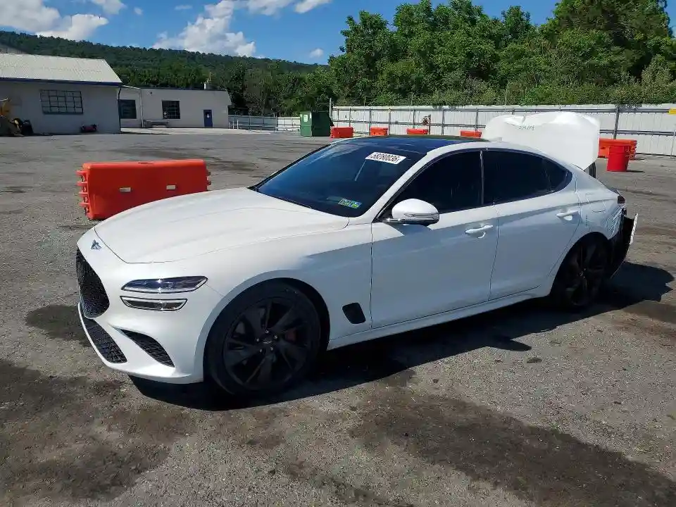KMTG54TE9NU096565 2022 GENESIS G70-0