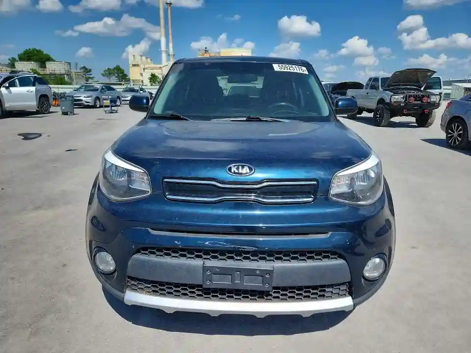 KNDJP3A58J7537865 2018 KIA SOUL-4