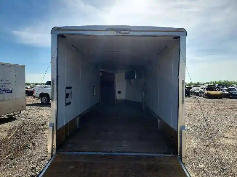 54BNA2628M1322011 2021 OTHE ENCLOSED-5