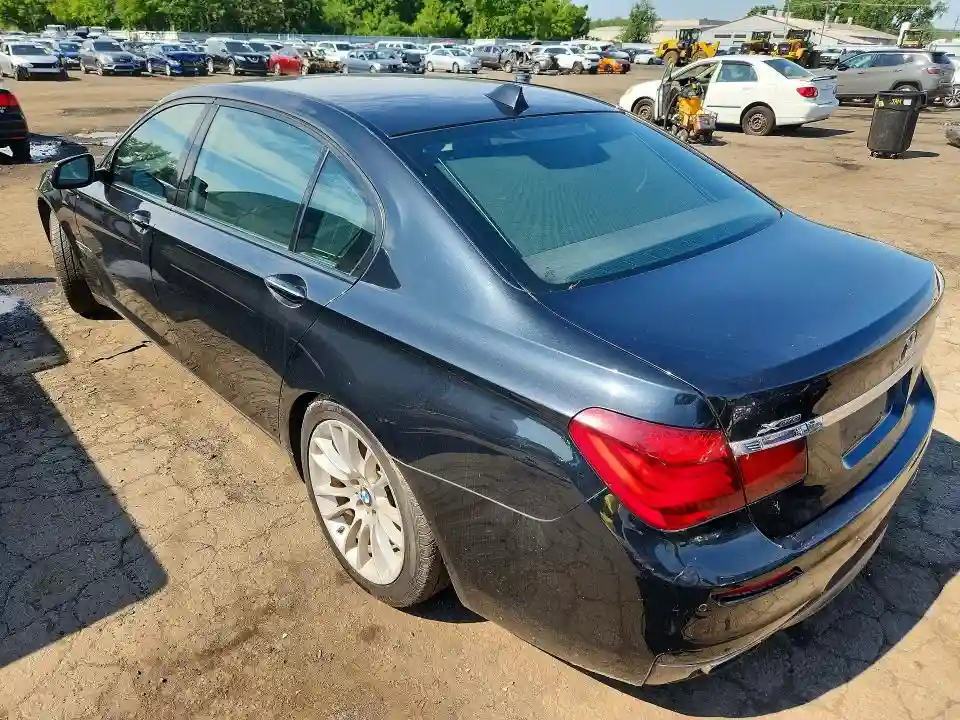 WBAYF8C58DD139716 2013 BMW 7 SERIES-1
