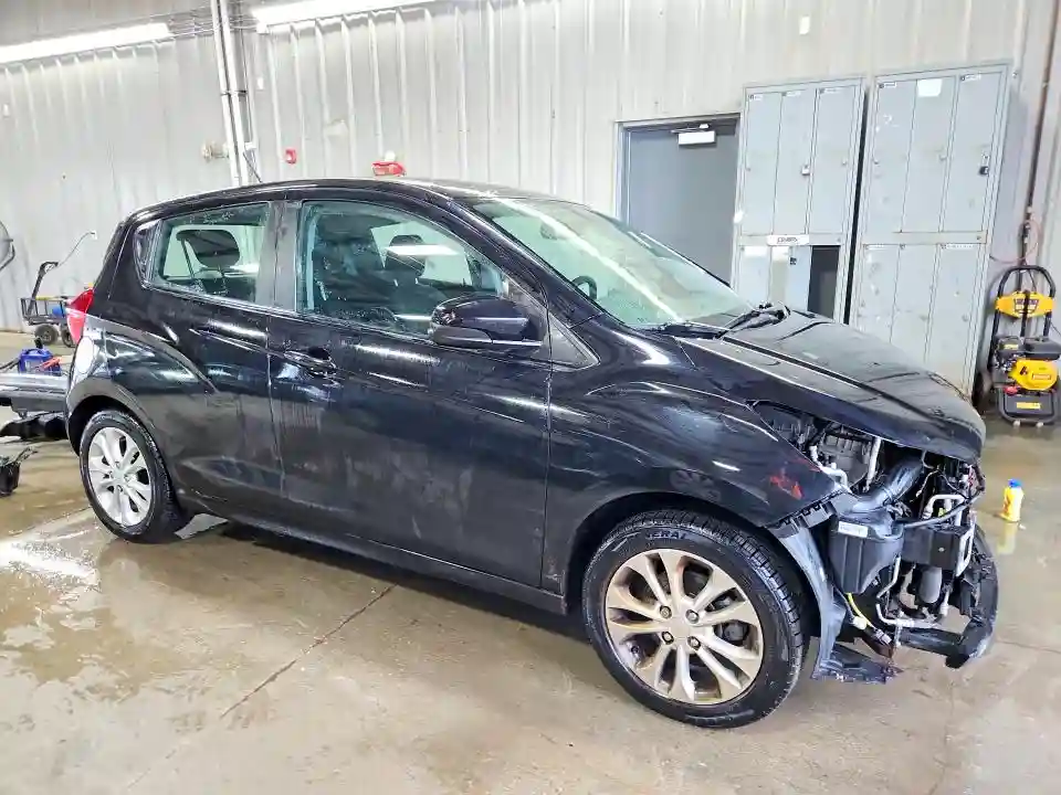 KL8CD6SA2KC779521 2019 CHEVROLET SPARK-3