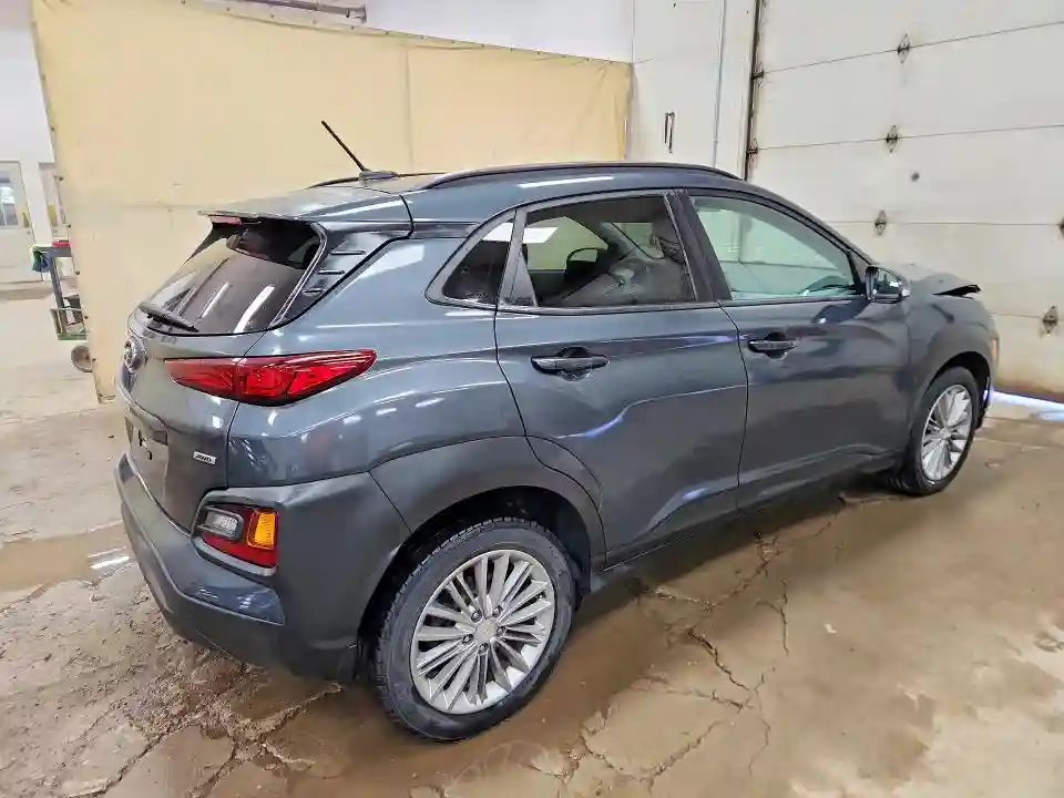 KM8K2CAA4JU097947 2018 HYUNDAI KONA-2
