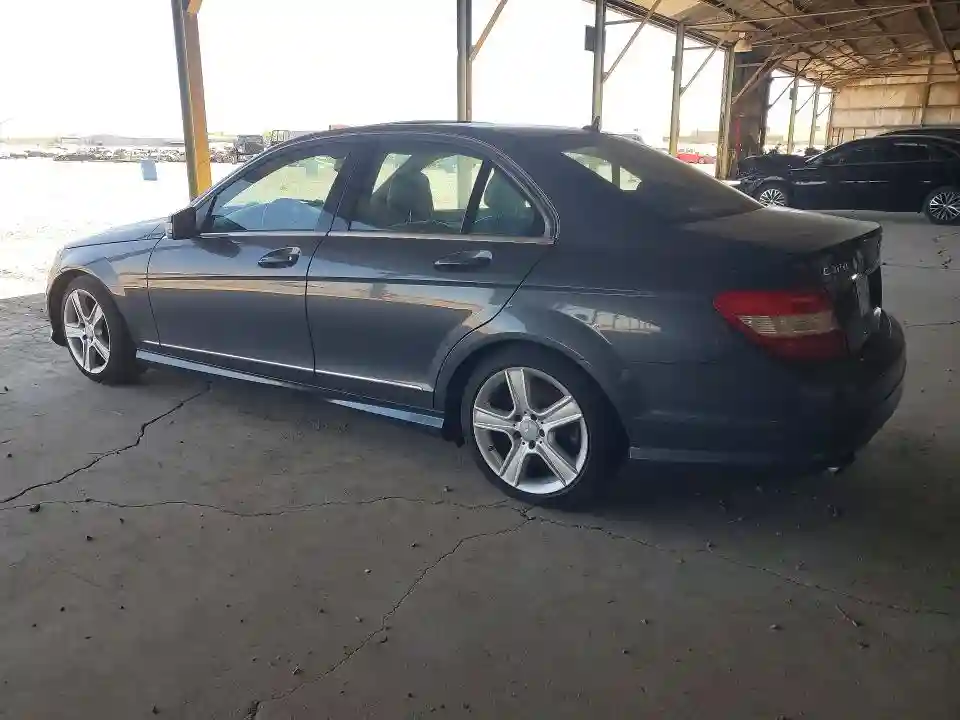 WDDGF5EB8AF475985 2010 MERCEDES-BENZ C-CLASS-1